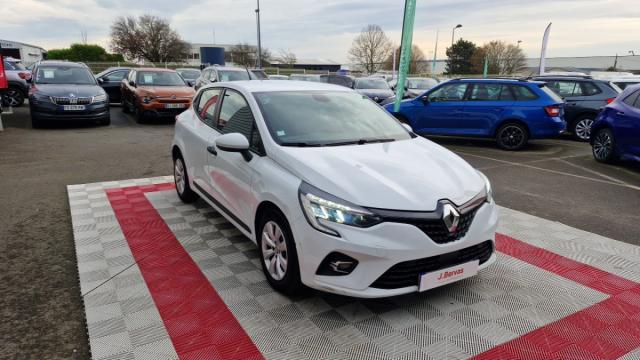 Renault Clio image 8