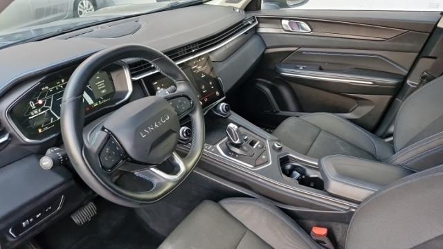 Lynk & Co 01 image 2