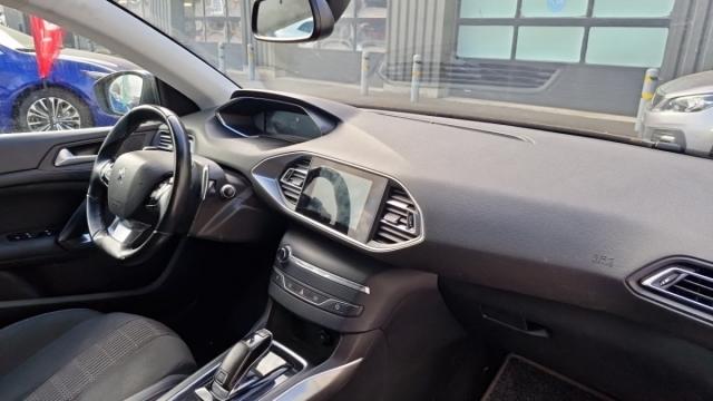 Peugeot 308 Sw image 8