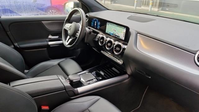 Mercedes Benz Gla image 7