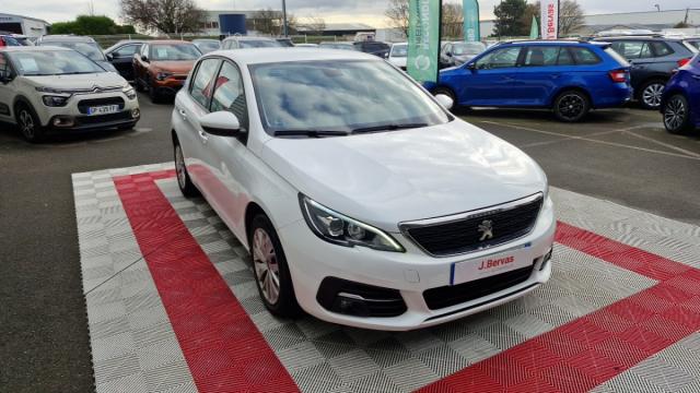 Peugeot 308 image 1