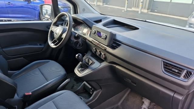 Renault Express Van image 1