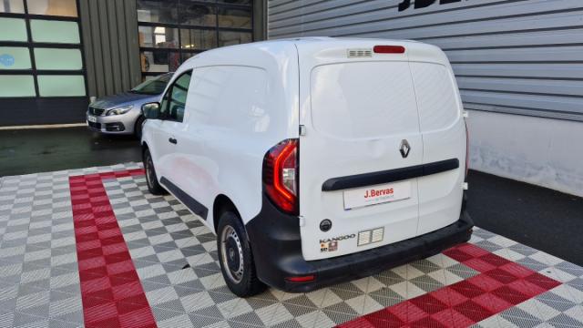 Renault Express Van image 8