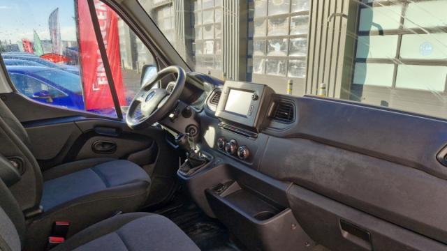 Renault Master image 3