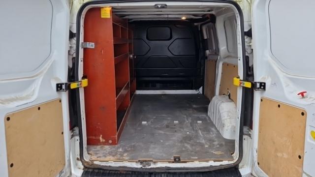Ford Transit Custom image 8