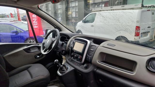 Renault Trafic image 3
