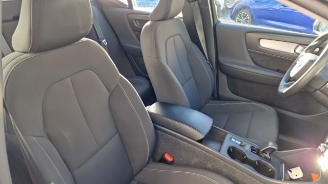 Volvo Xc40 image 5