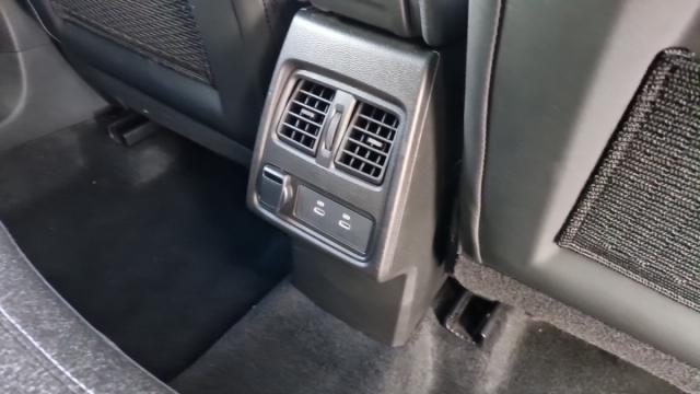 Renault Symbioz image 8