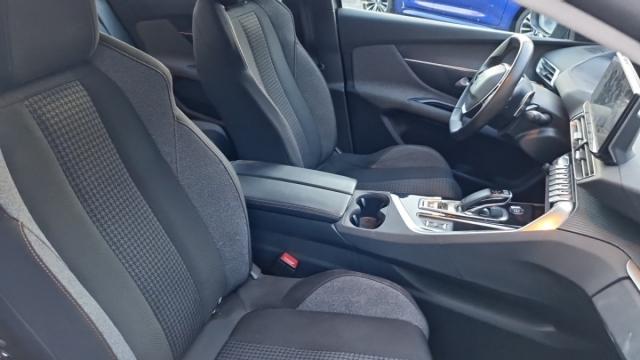 Peugeot 3008 image 9