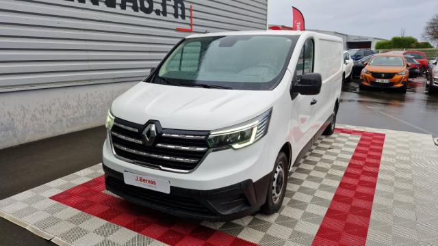 Renault Trafic image 1
