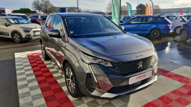Peugeot 3008 image 2