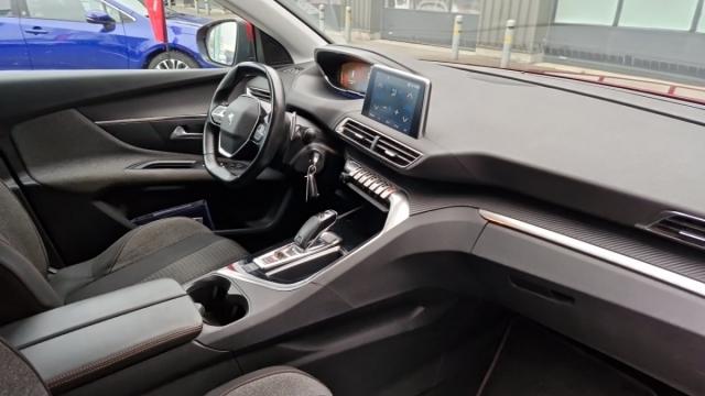 Peugeot 3008 image 7