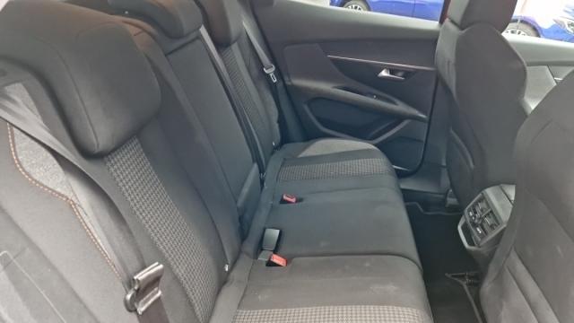 Peugeot 3008 image 4
