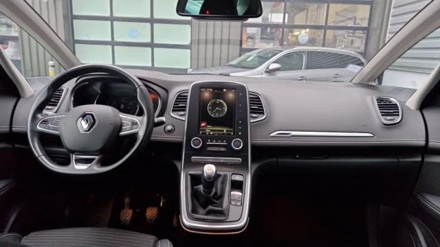 Renault Scénic image 9