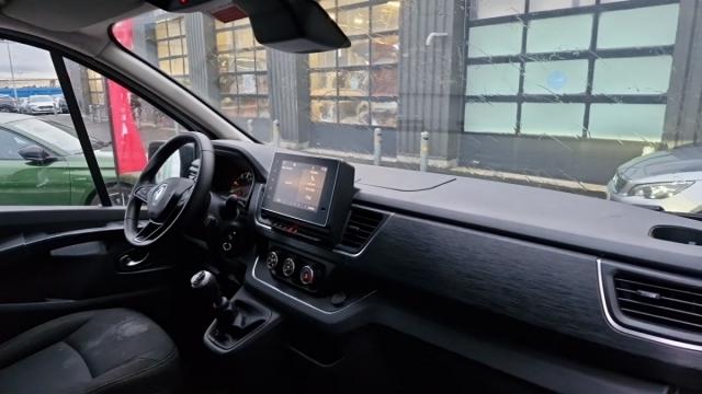 Renault Trafic image 4