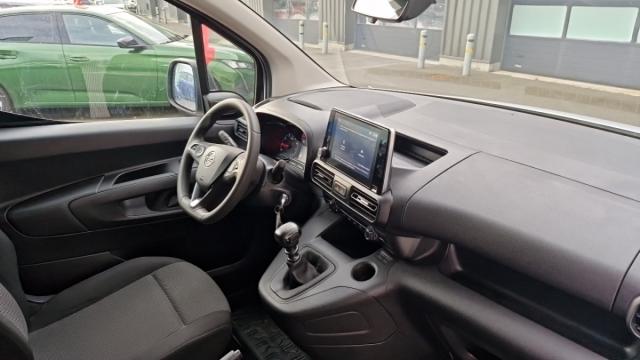 Opel Combo Cargo image 6