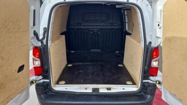 Opel Combo Cargo image 3