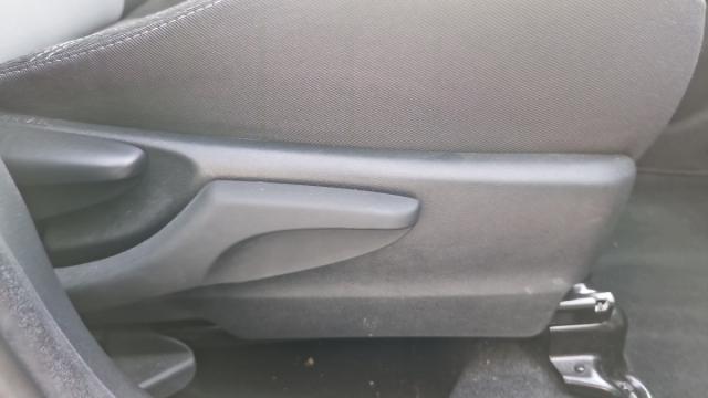 Toyota Yaris image 9