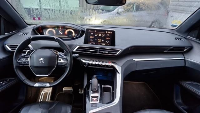 Peugeot 5008 image 6