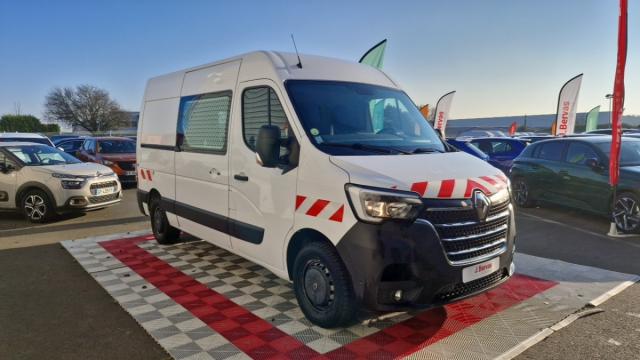 Renault Master image 2