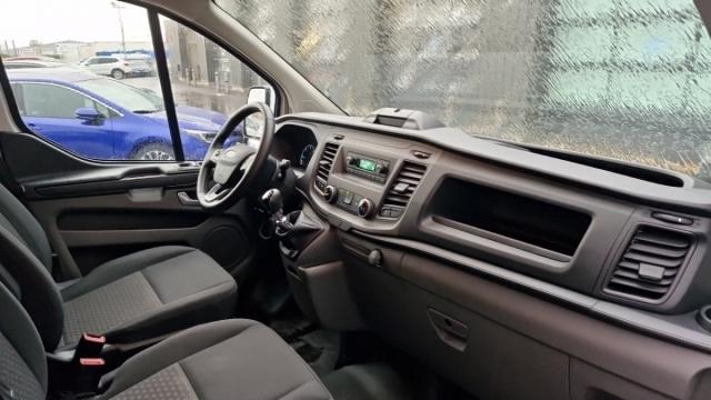 Ford Transit Custom image 8