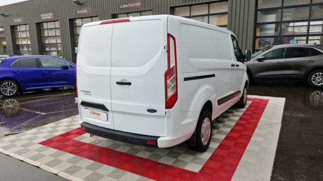 Ford Transit Custom image 2