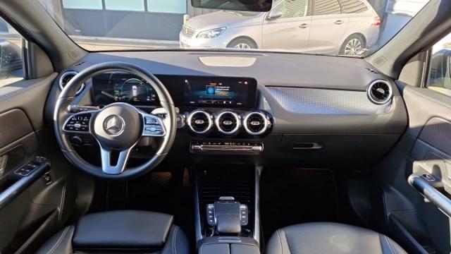 Mercedes Benz Gla image 6
