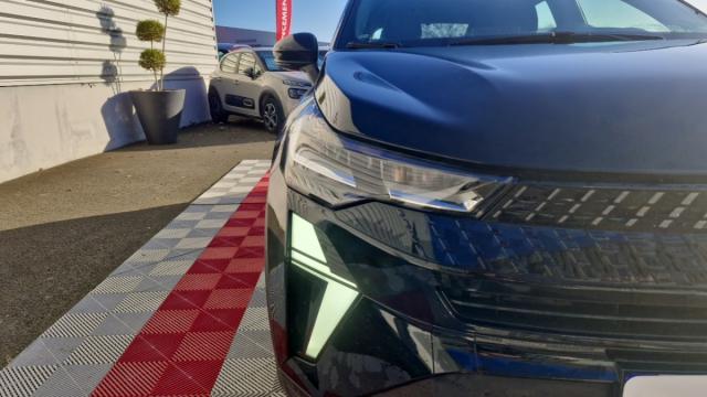 Renault Captur image 2