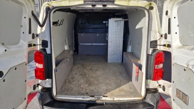 Peugeot Expert image 3