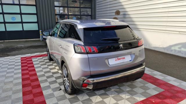 Peugeot 3008 image 2