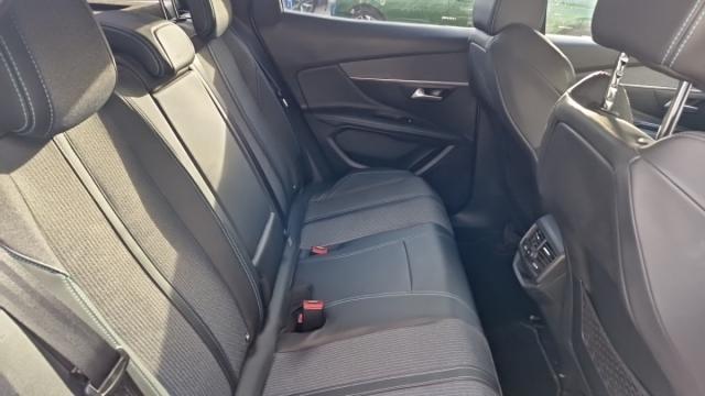Peugeot 3008 image 6