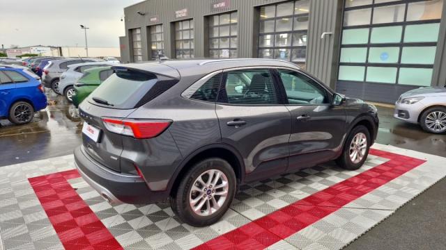 Ford Kuga image 6