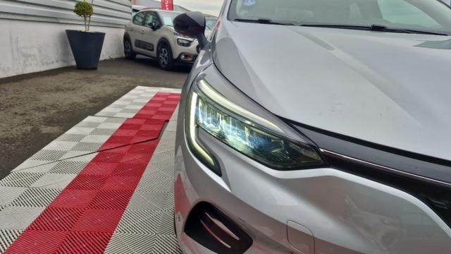 Renault Clio image 2