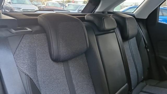 Peugeot 3008 image 9