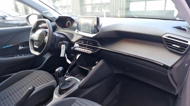 Peugeot 208 image 3