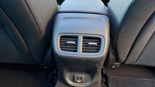 Opel Insignia Sports Tourer image 7