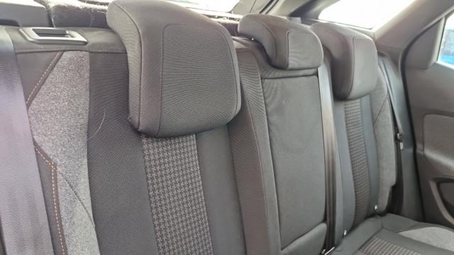 Peugeot 3008 image 1