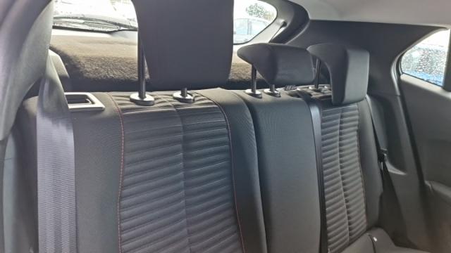 Peugeot 2008 image 1