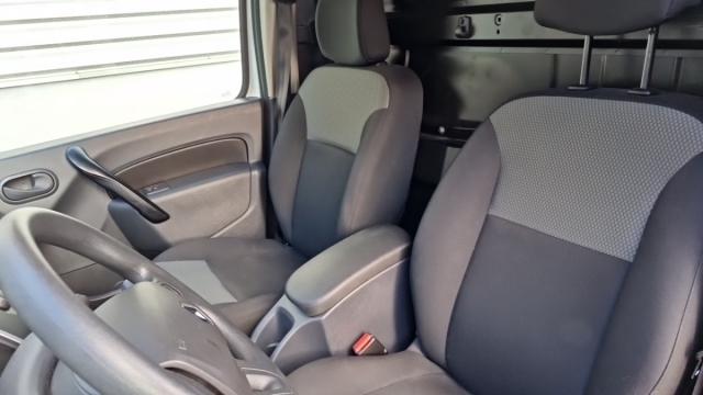 Renault Kangoo Express image 7