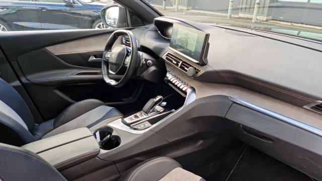 Peugeot 3008 image 9