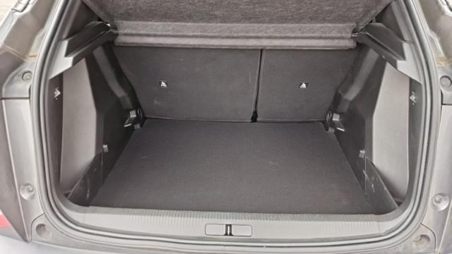 Peugeot 2008 image 3