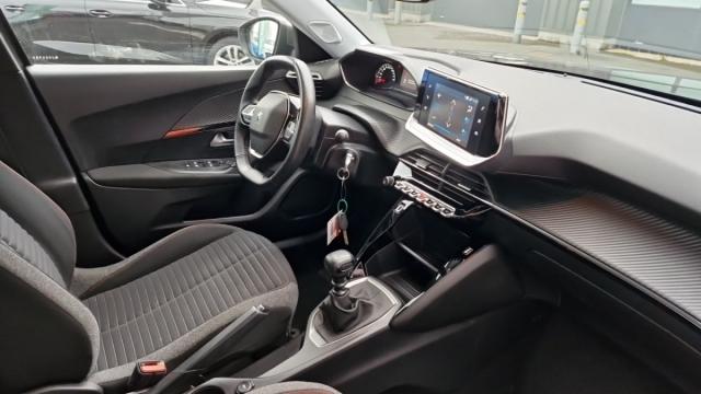 Peugeot 2008 image 7