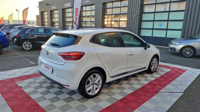 Renault Clio image 6
