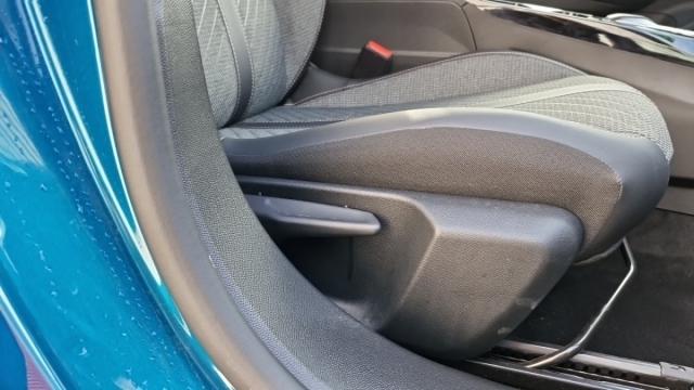 Peugeot 2008 image 1