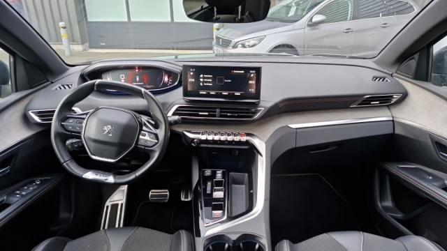 Peugeot 5008 image 1