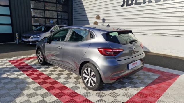 Renault Clio image 2