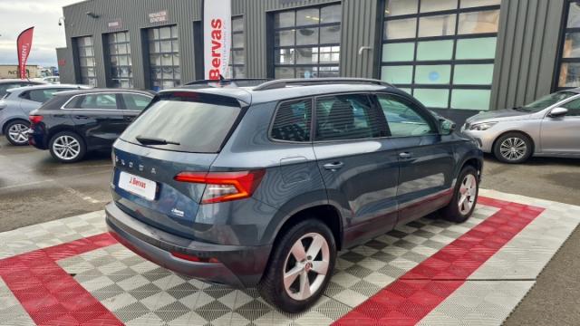 Skoda Karoq image 8
