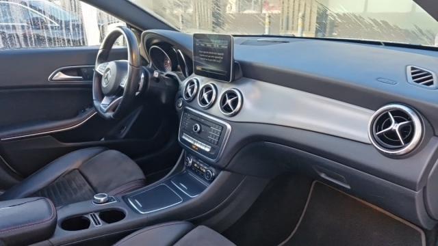 Mercedes Benz Cla Shooting Brake image 9