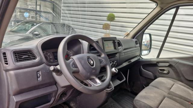 Renault Master image 1