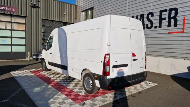 Renault Master image 2